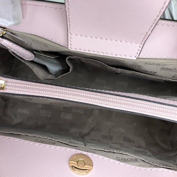 Michael Kors Hailee MD satchel - Picture 6 of 8